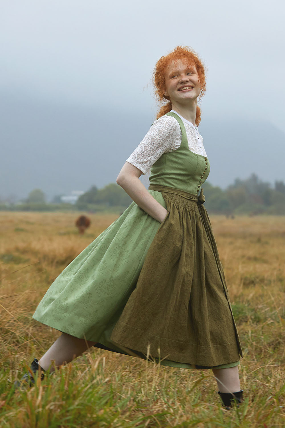 DIRNDL KLARA IN GRASGRÜN
